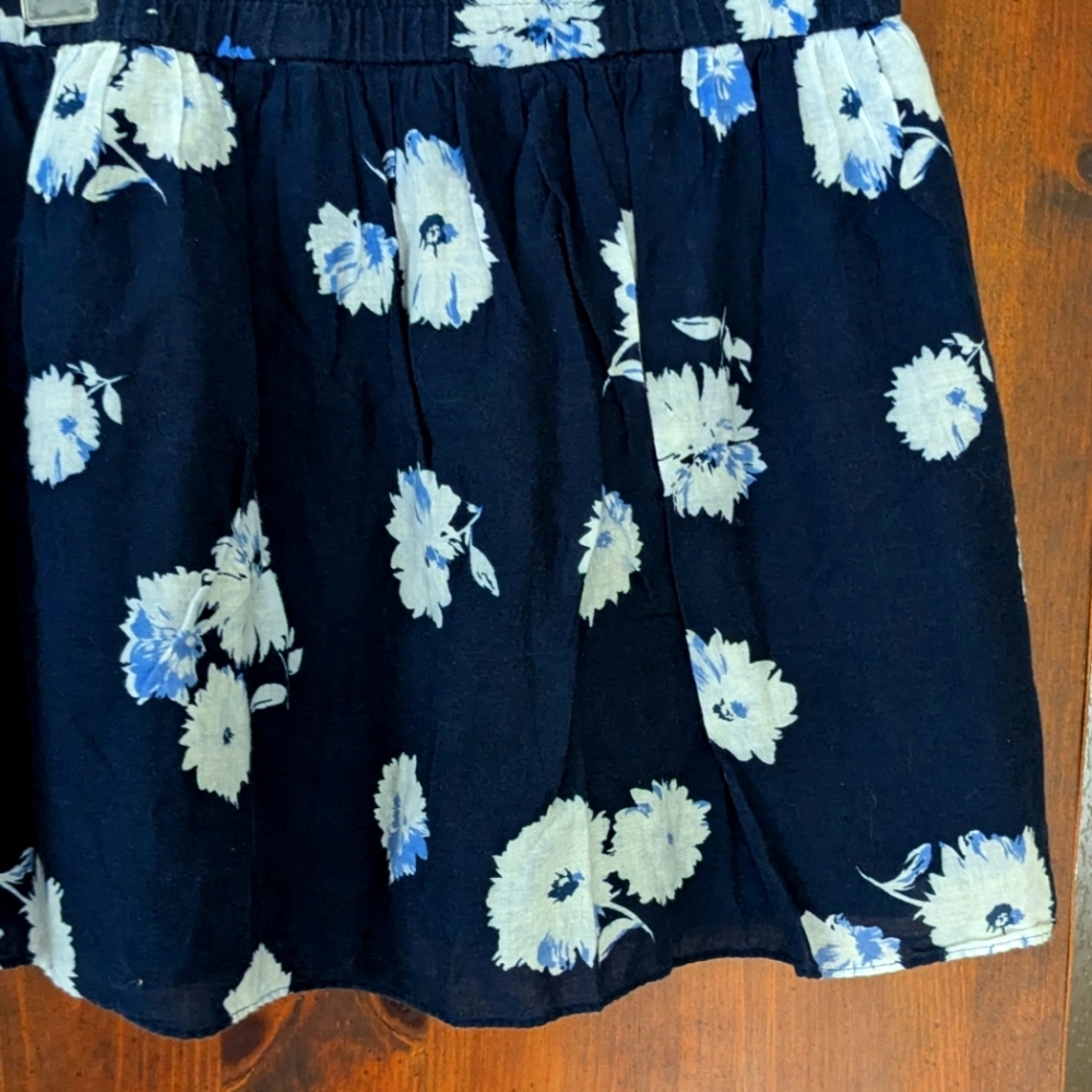 EUC GAP Shorts